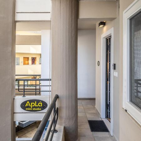 Apla Mini Studio In Downtown Heraklion  Bagian luar foto
